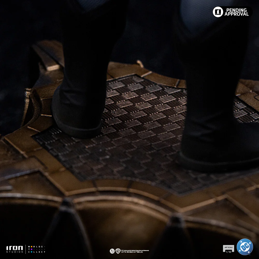 ABSOLUTE BATMAN 1:10 Art Scale Statue - Image 13