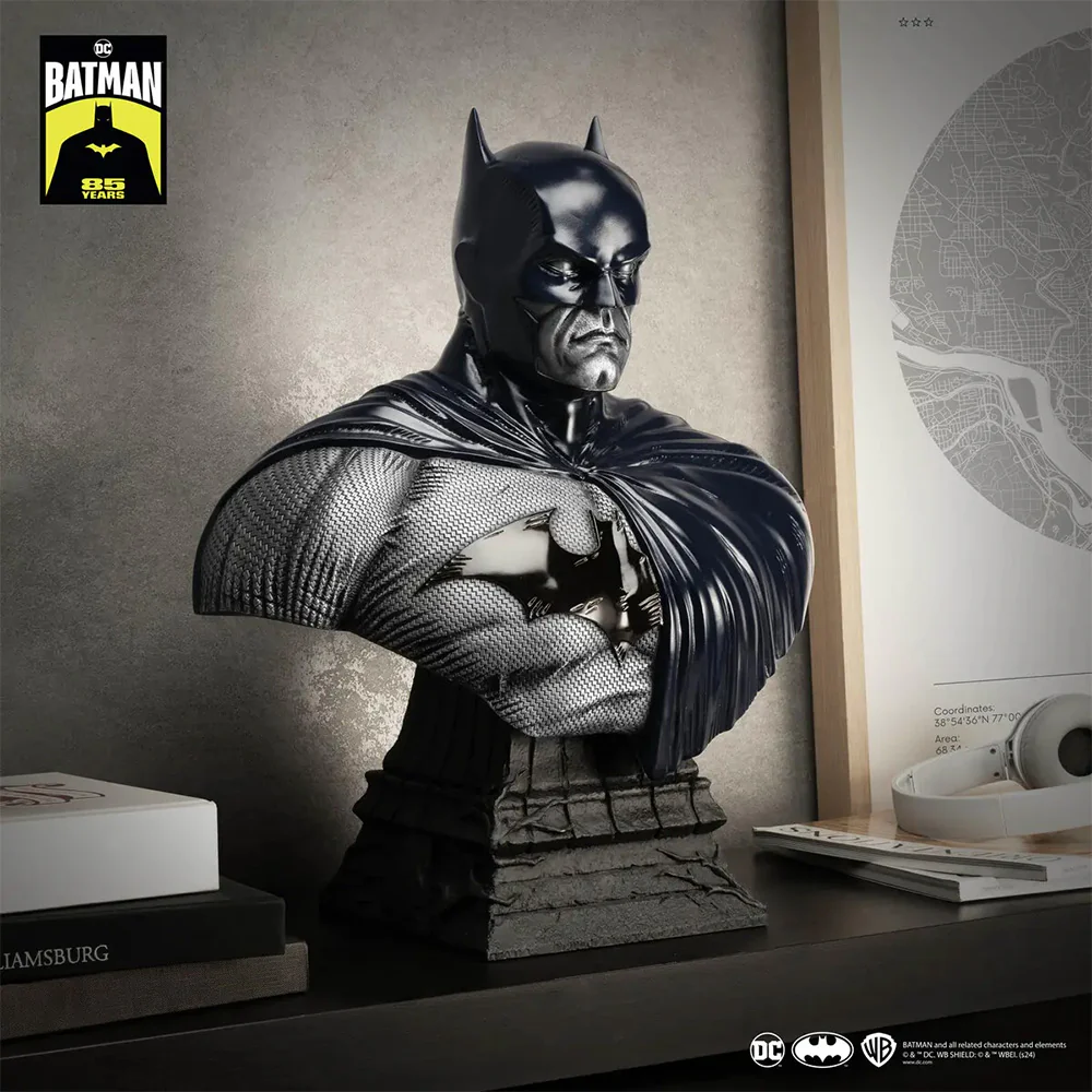 BATMAN Limited Edition Bust - Image 9