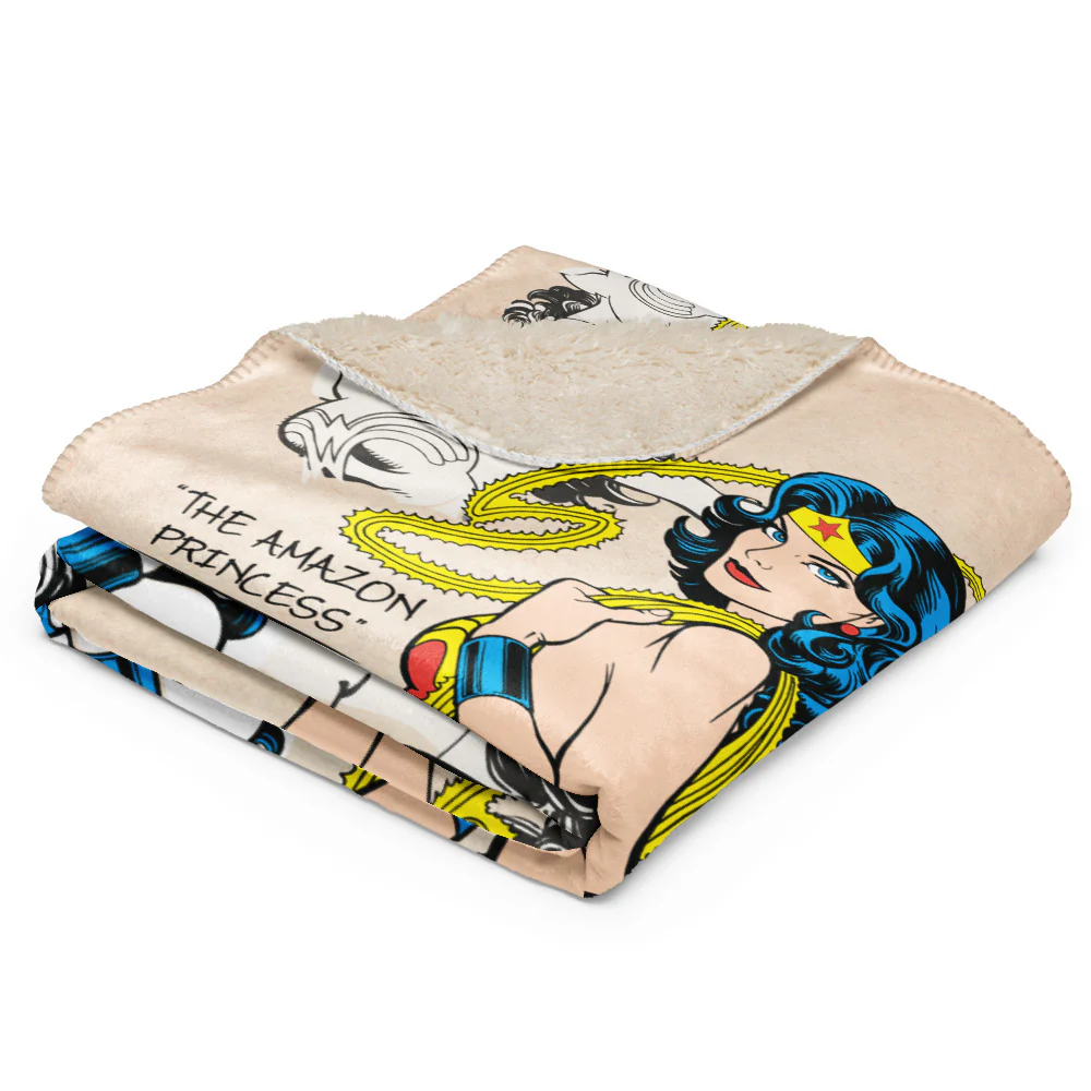 WONDER WOMAN The Amazon Princess Sherpa Blanket - Image 4